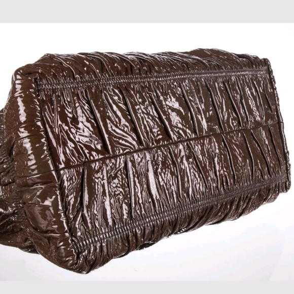 *Authentic* Prada Good Condition! Christmas SALE! ACCEPT OFFER - Picture 5 of 9